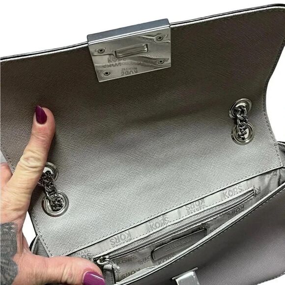NEW WITH TAGS MICHAEL KORS pearl grey Tina Clutch Cross Body Leather Handbag - Picture 11 of 14
